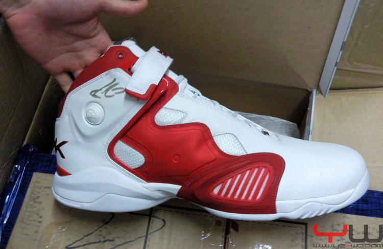 reebok总部,仓库,姚明的大拖鞋,ai鞋款终结!