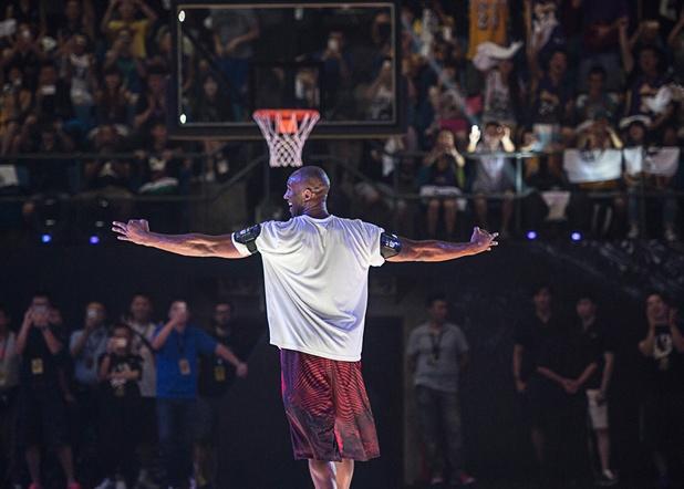 科比承诺如果李观洋赢球,他将把脚上的kobe ix china 