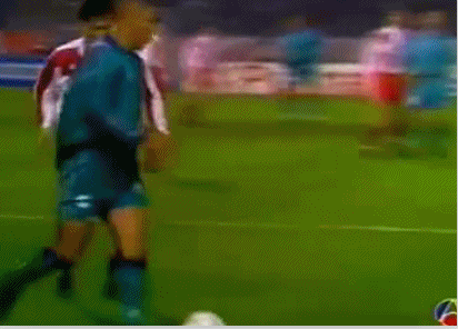 持续更新——gif动图回顾外星人罗纳尔多精彩表演