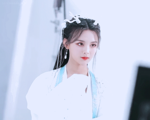 杨超越动图收集楼(长期)(图大量多 流量慎入)