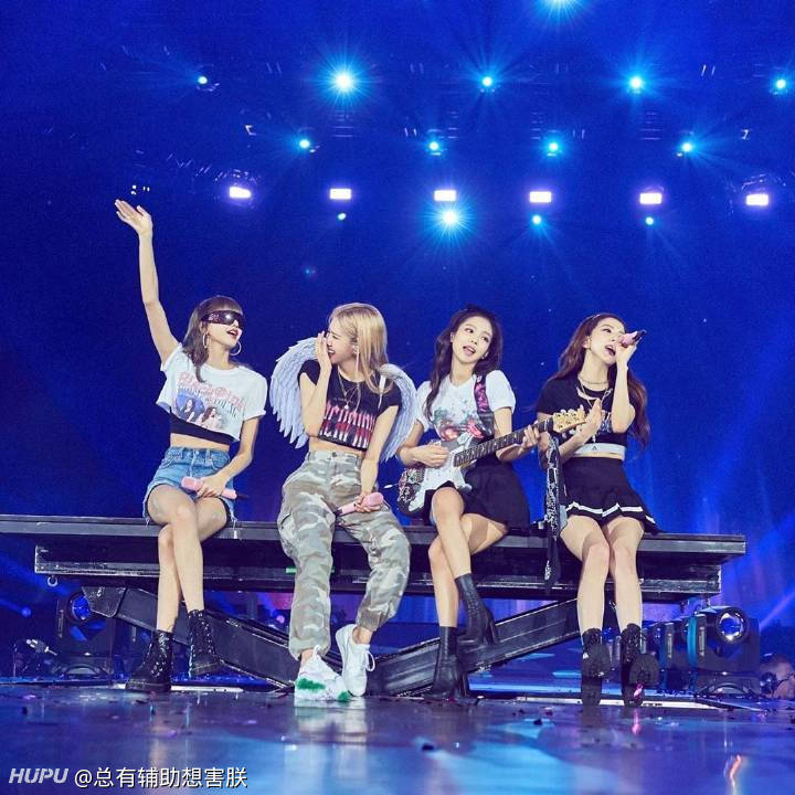 blackpink演唱会高清,blackpink科切拉团照 马上要去看blackpink的演唱会了,有一起的老哥吗