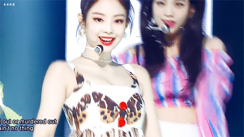 同框比美blackpink金智秀和blackpink金珍妮同框哪个更美