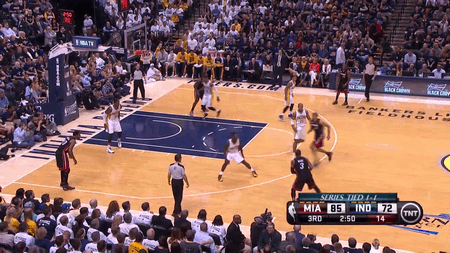 【图客团·高清】5-27 今日最佳扣篮:闪电侠!韦德迷踪