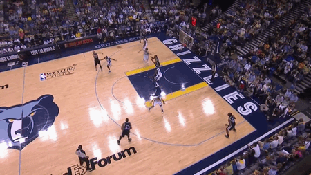 【图客团·高清gif】5-28 今日最佳扣篮:伦纳德底线突破双手暴力灌篮
