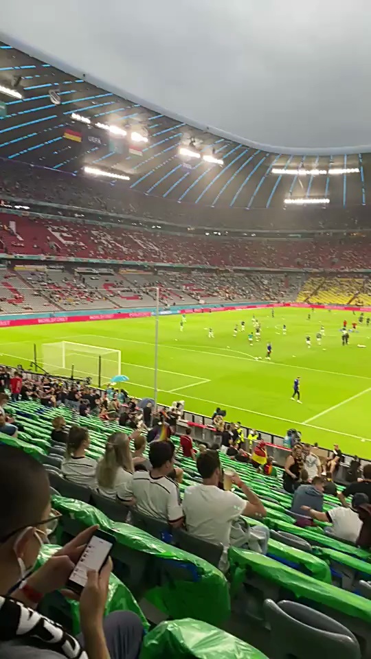 我在安联球场现场看球太震撼啦