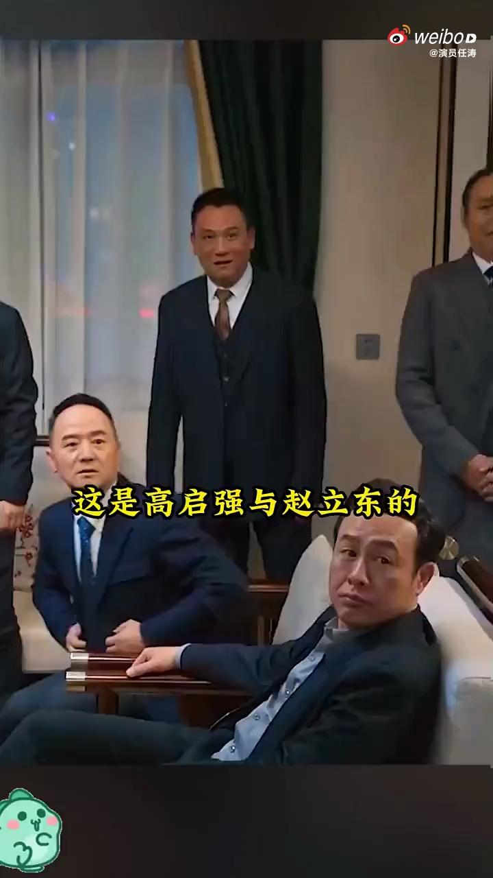video-poster