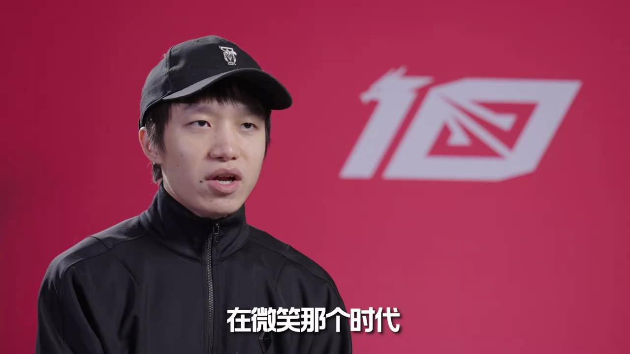 video-poster