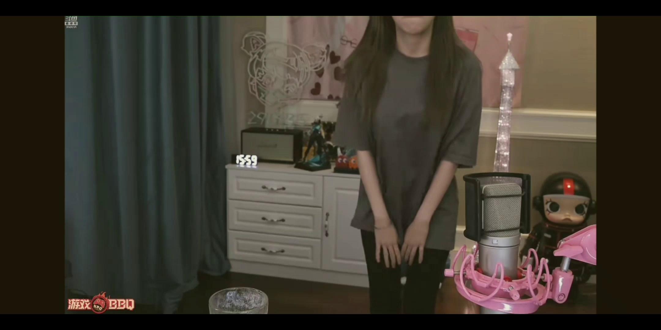 video-poster