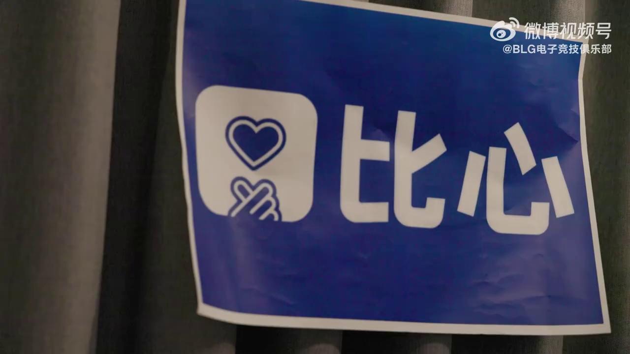 video-poster