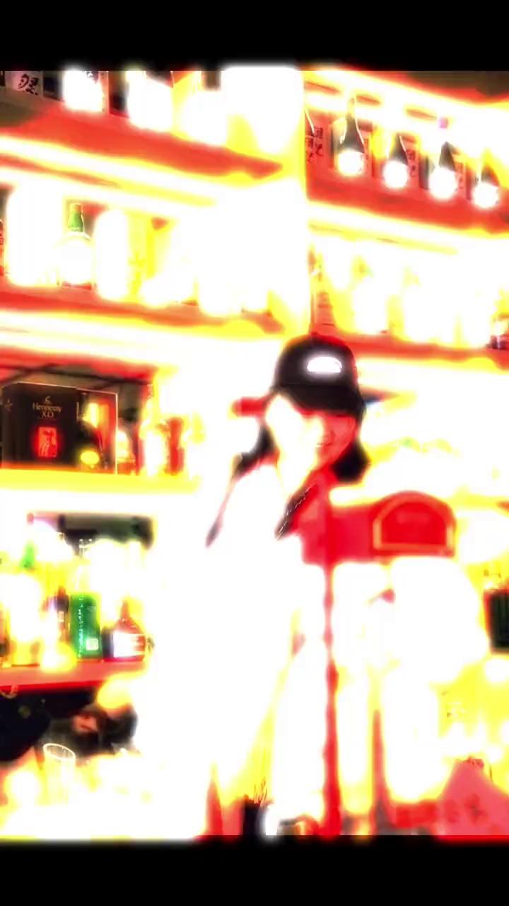 video-poster