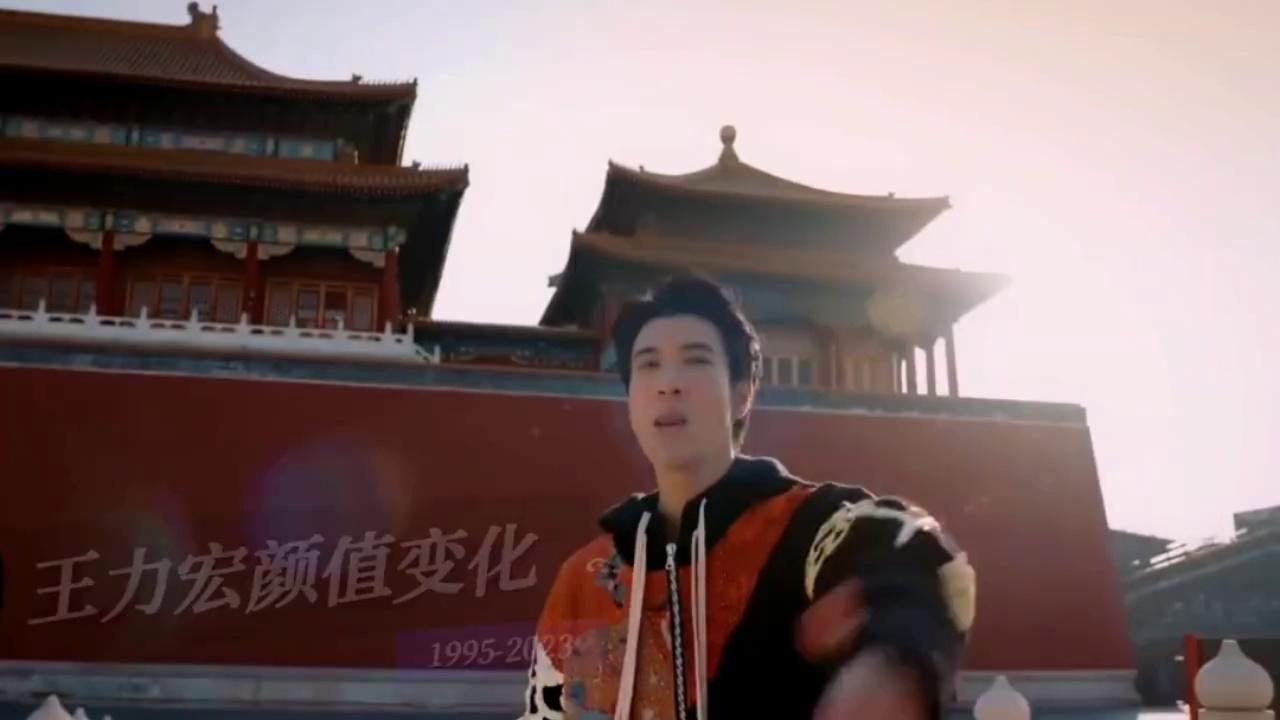 video-poster