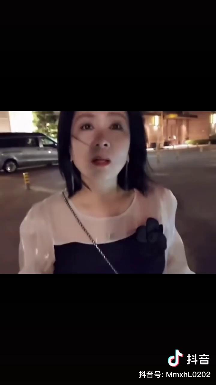 video-poster
