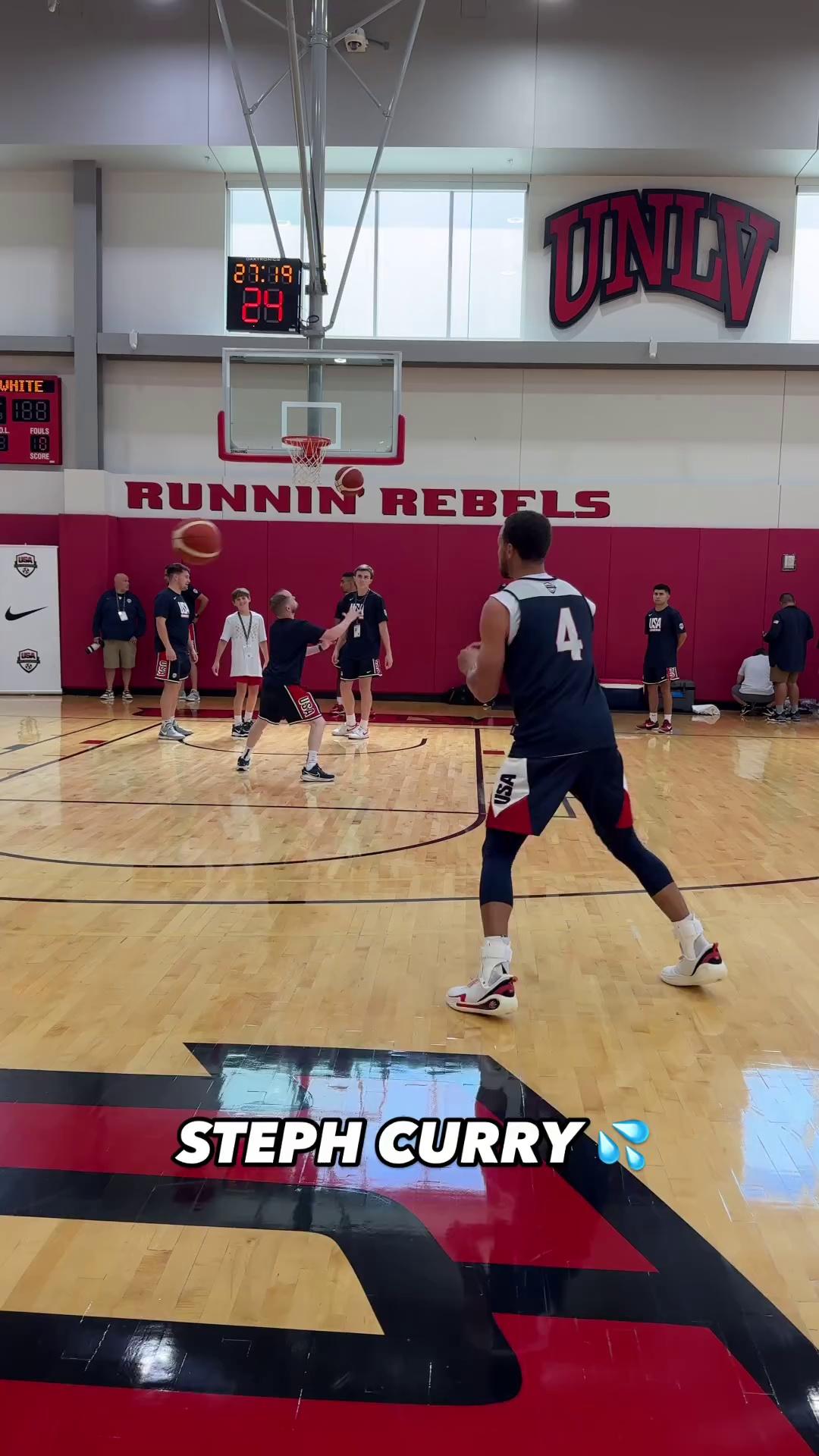 凡尔赛!nba官方晒库里三分训练:很不错的射手