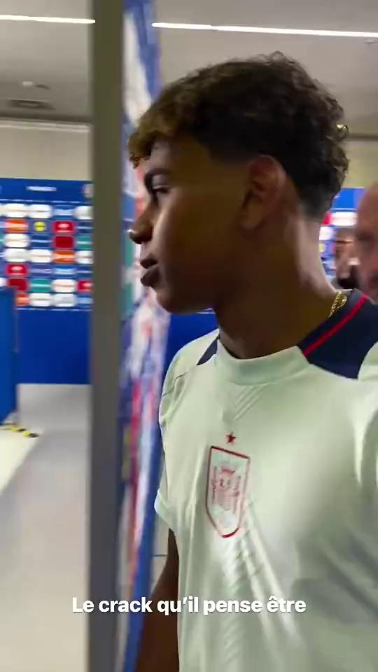 video-poster