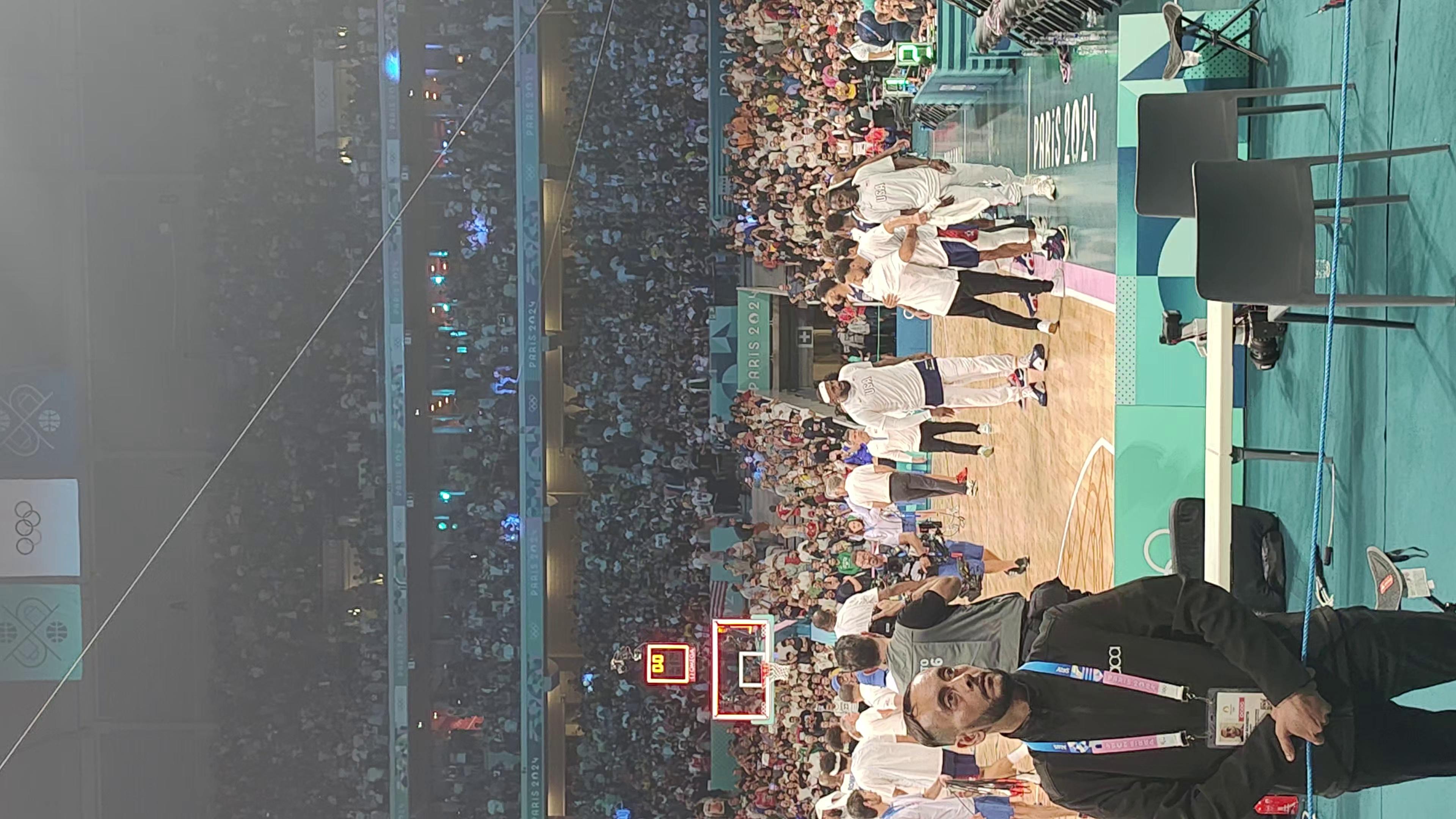 在现场看到的,老詹和那个教练啥关系呀-nba-湖人专区-虎扑社区