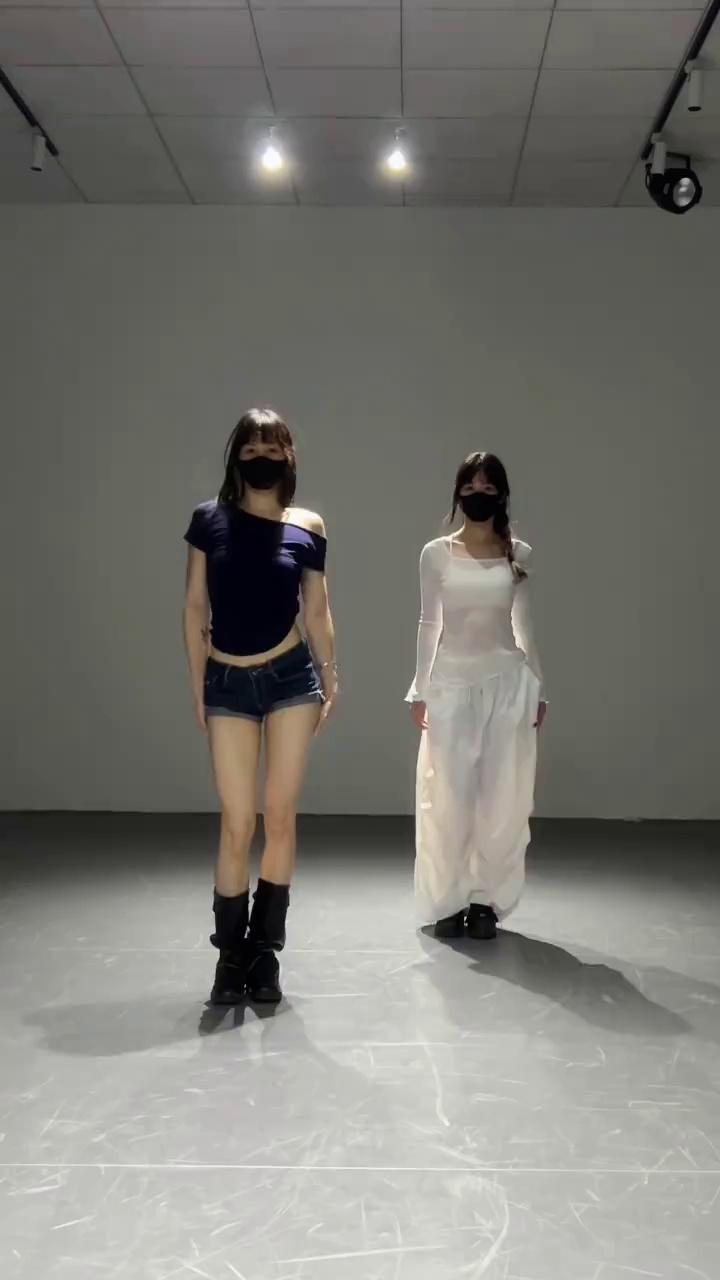 video-poster