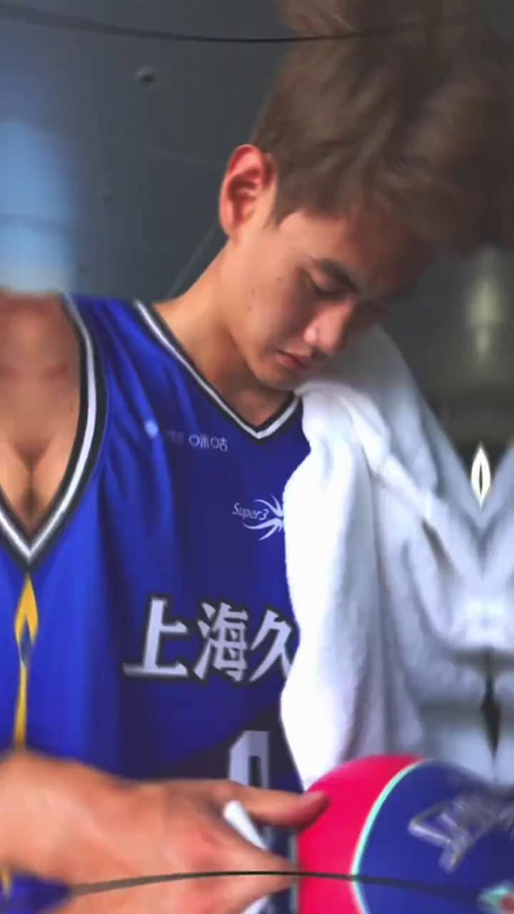 video-poster