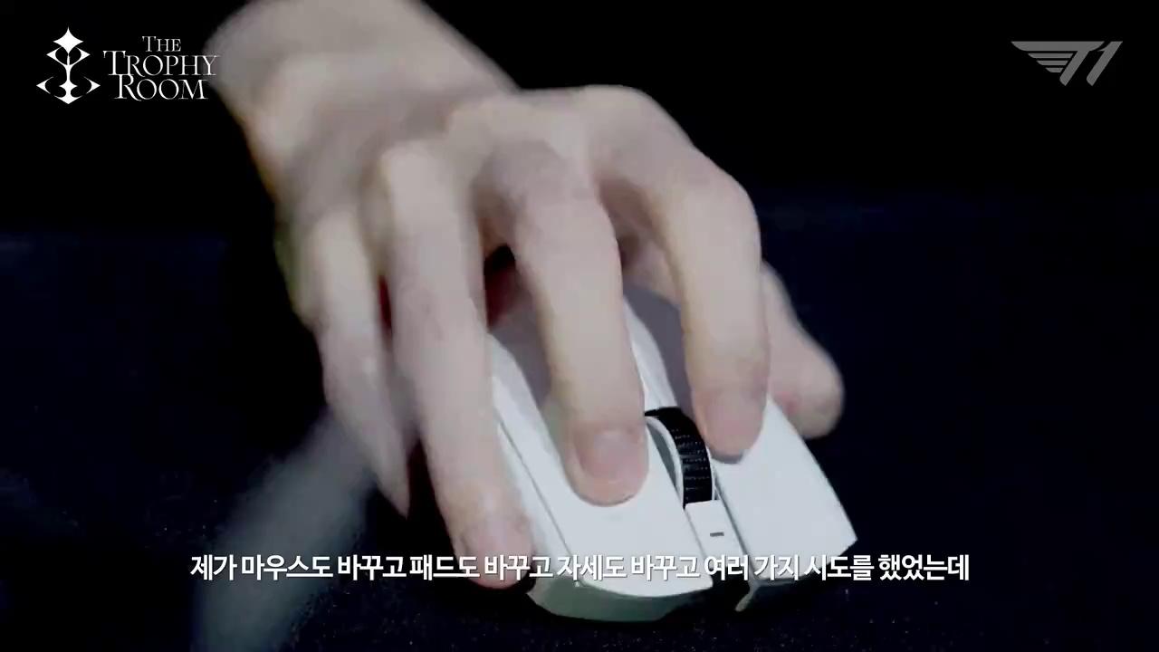 video-poster