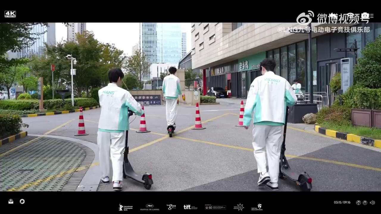 video-poster