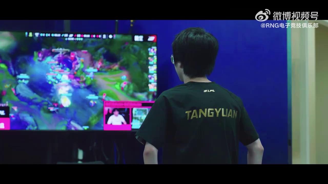 video-poster