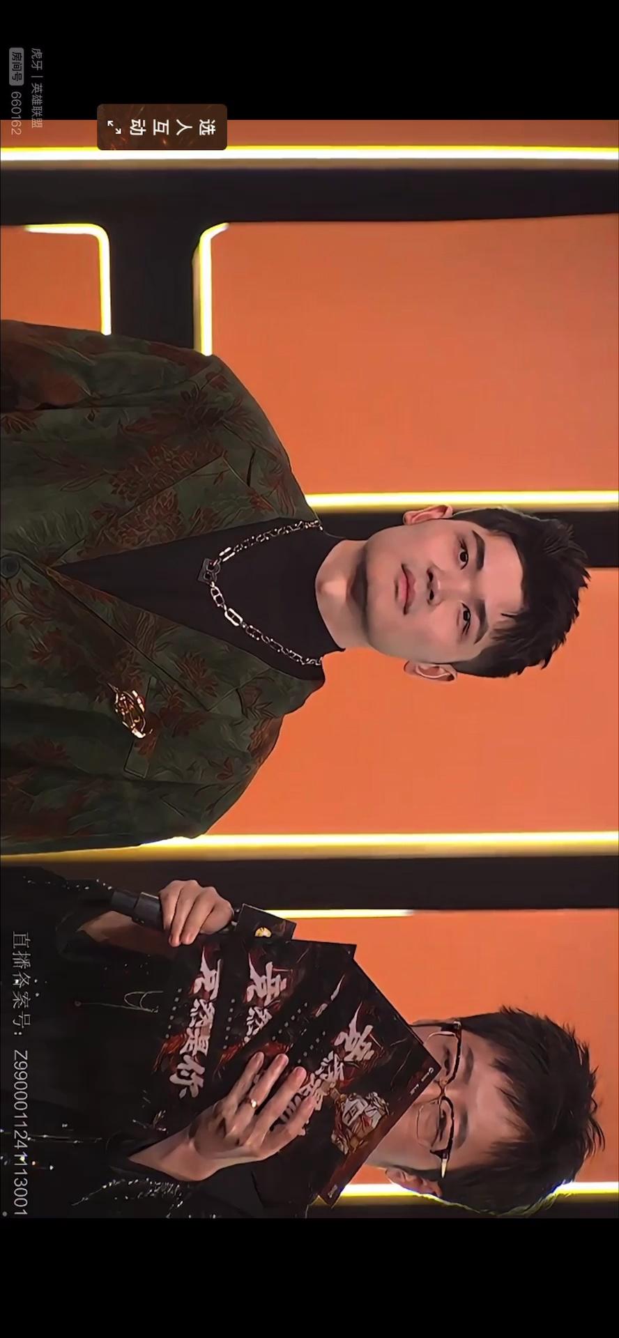 video-poster