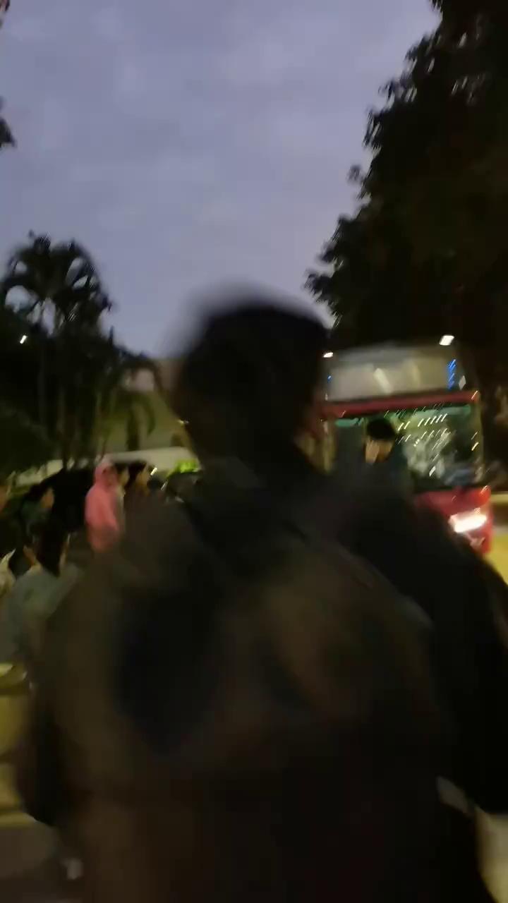 video-poster