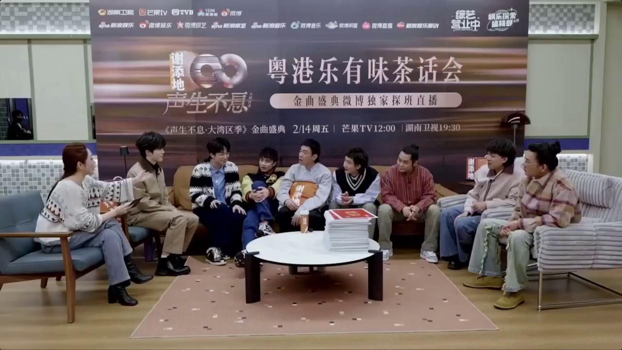 video-poster