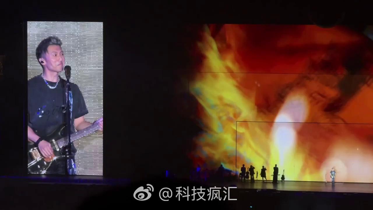 video-poster