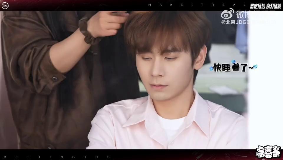 video-poster