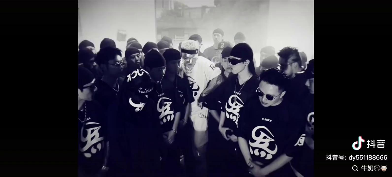 video-poster