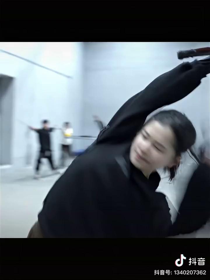 video-poster