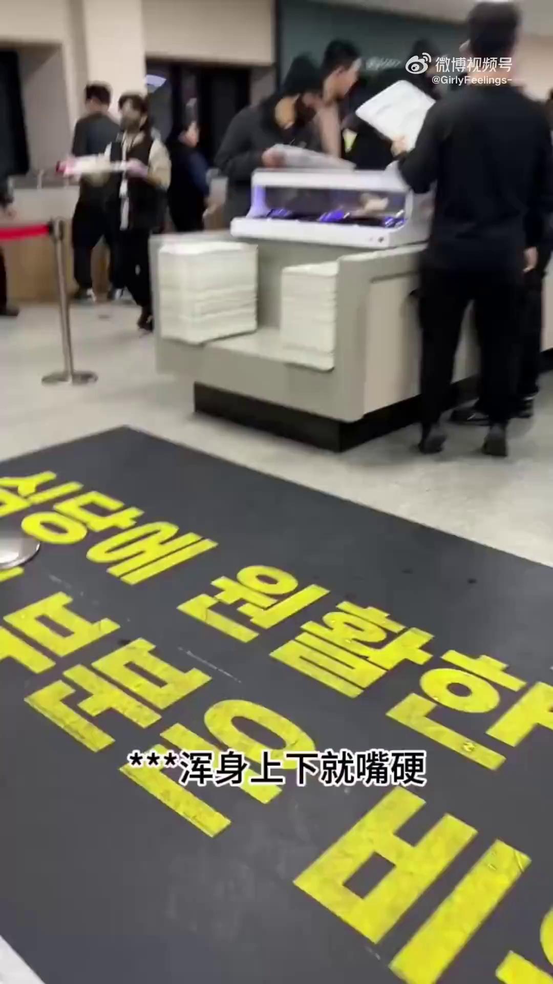 video-poster