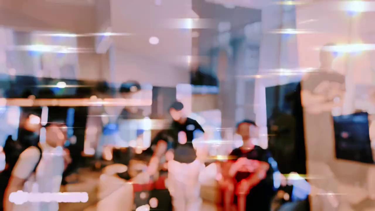 video-poster