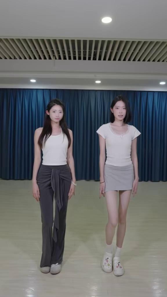 video-poster