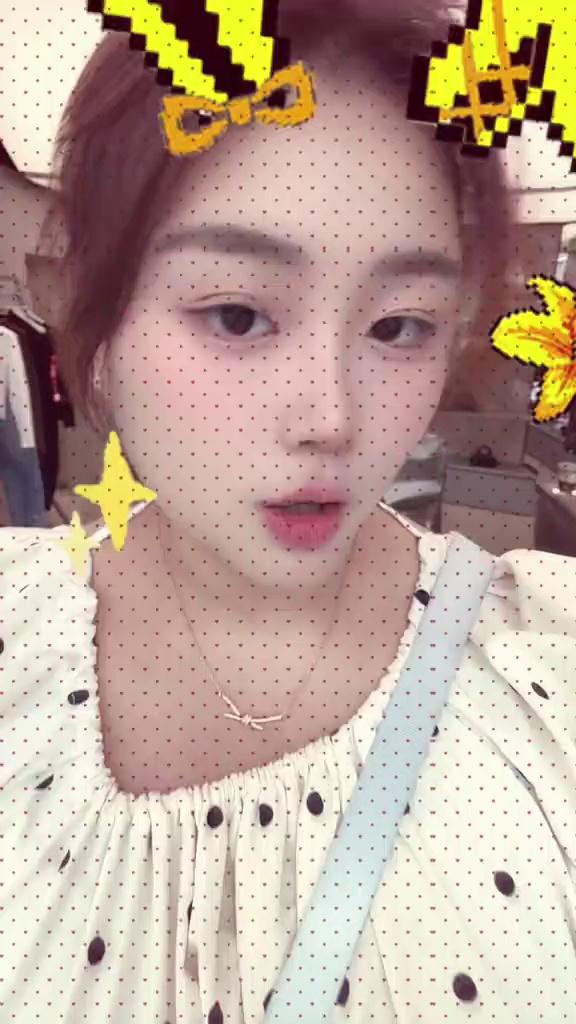 video-poster