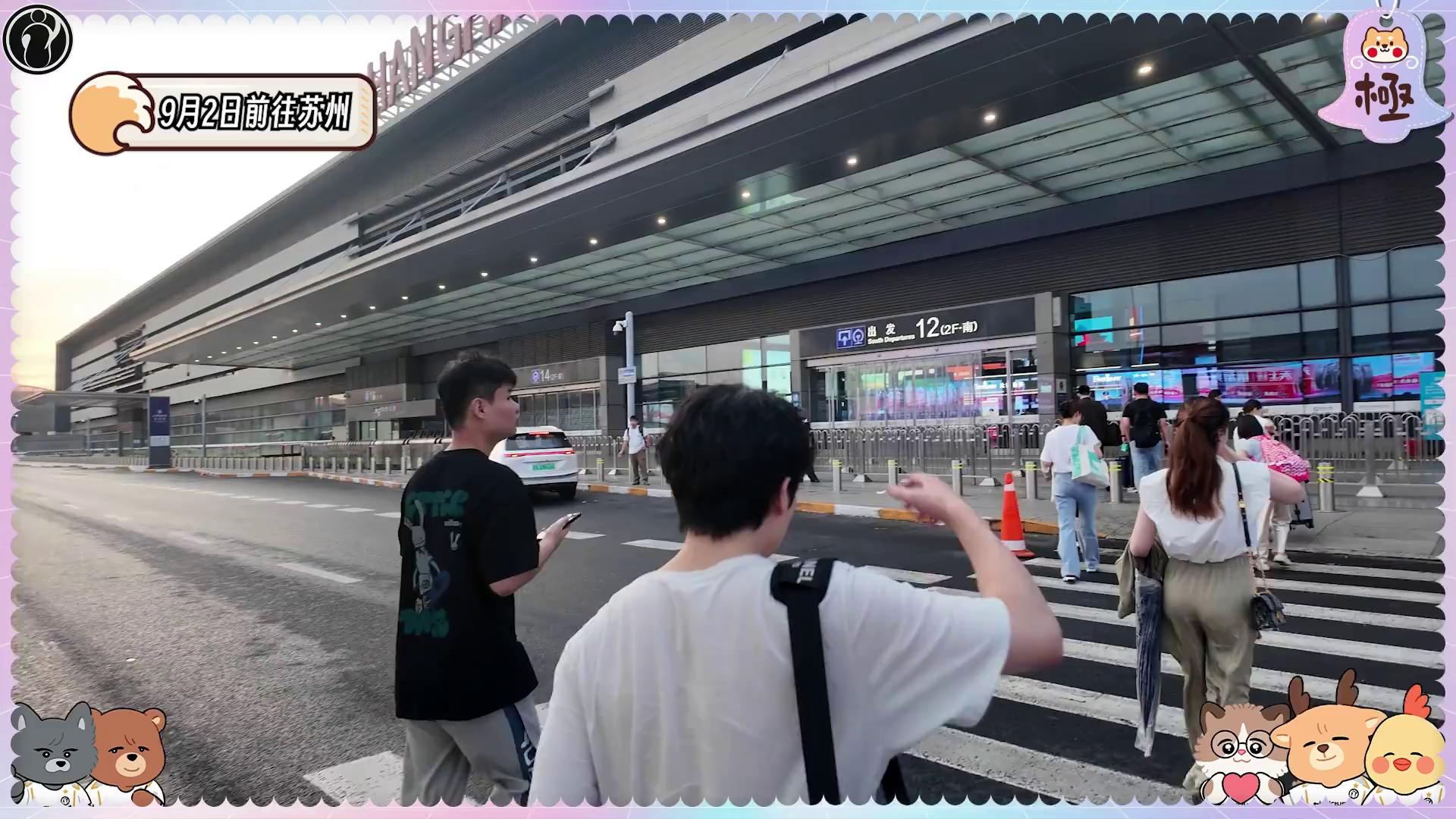 video-poster