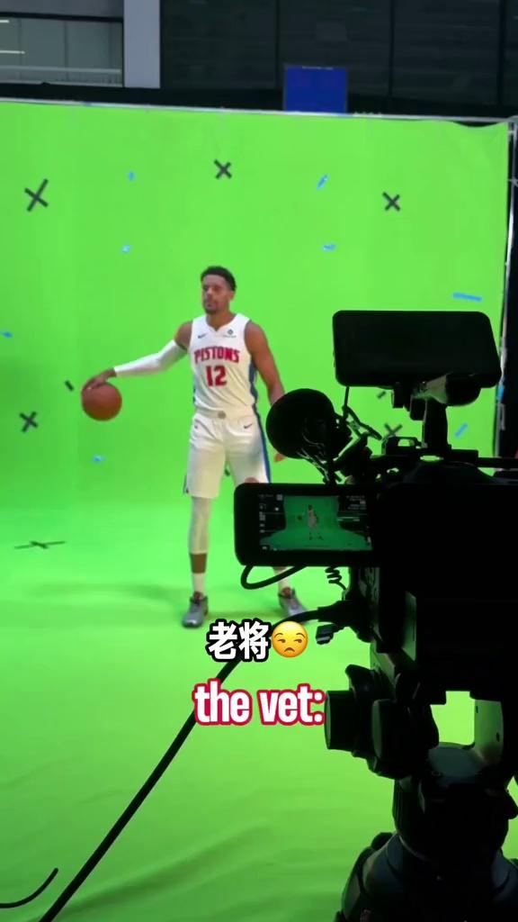 video-poster