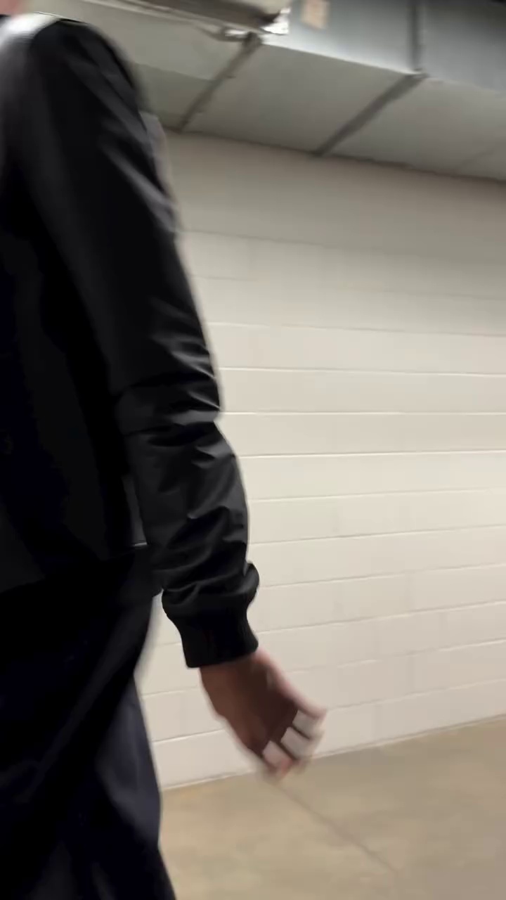 video-poster