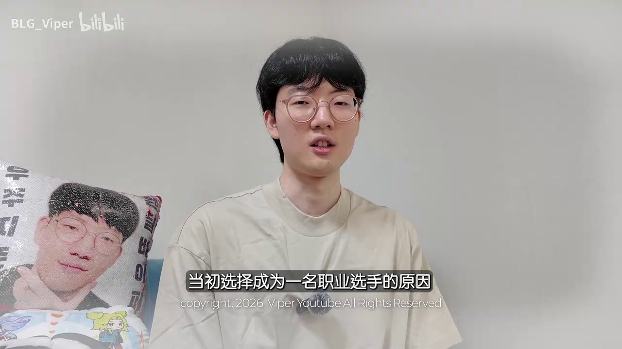 video-poster