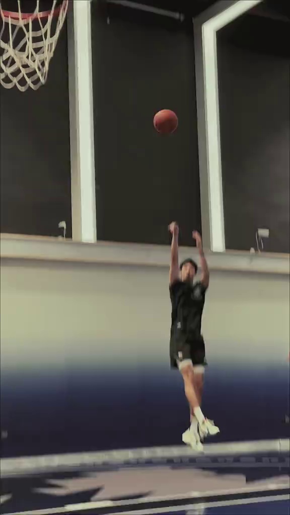 video-poster