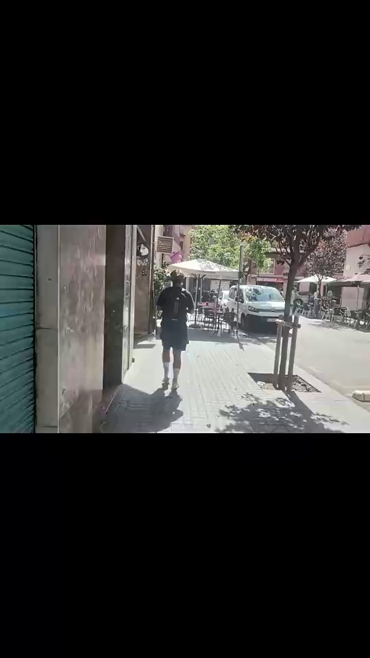 video-poster
