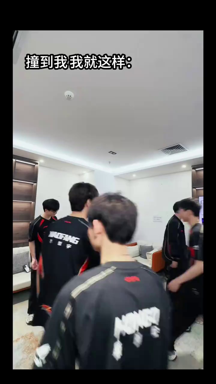 video-poster