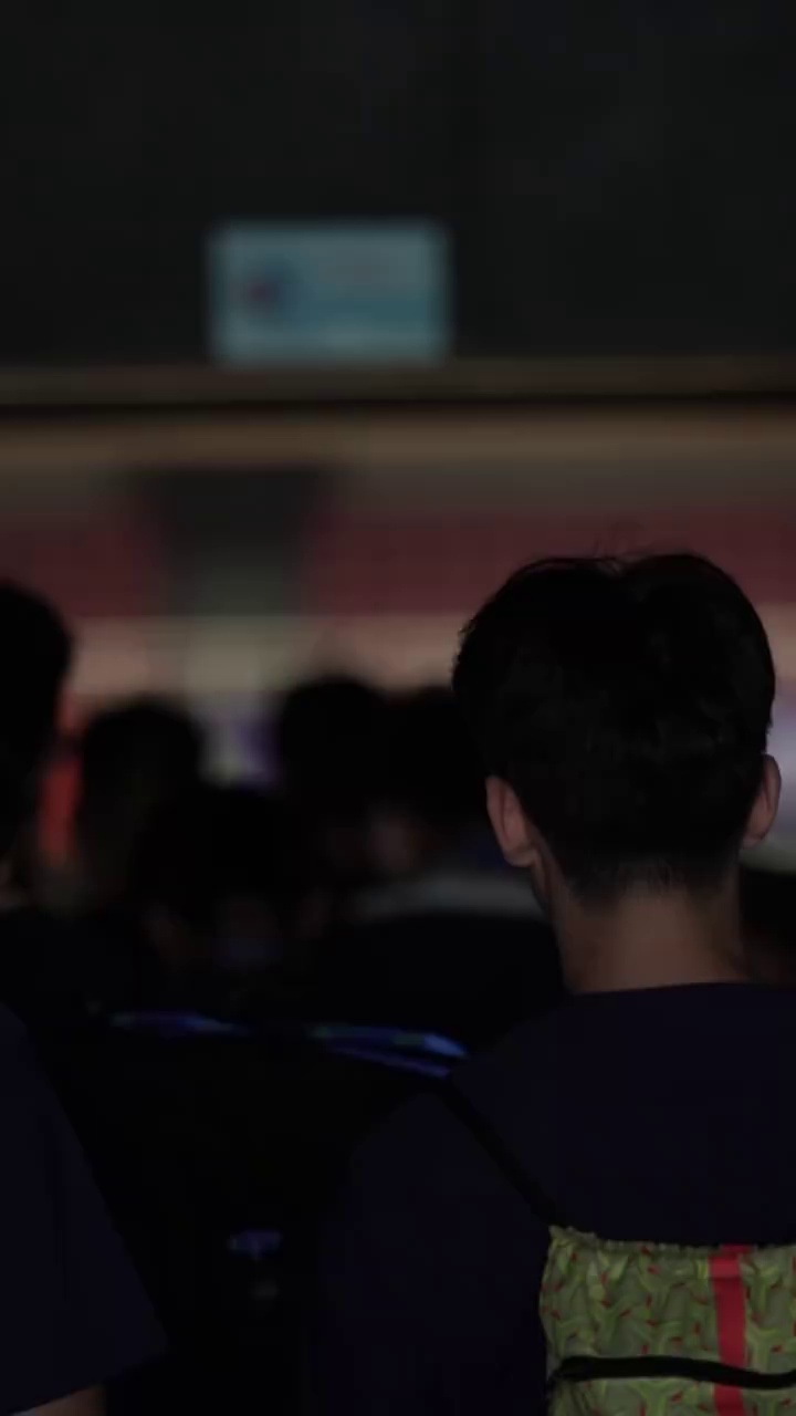 video-poster