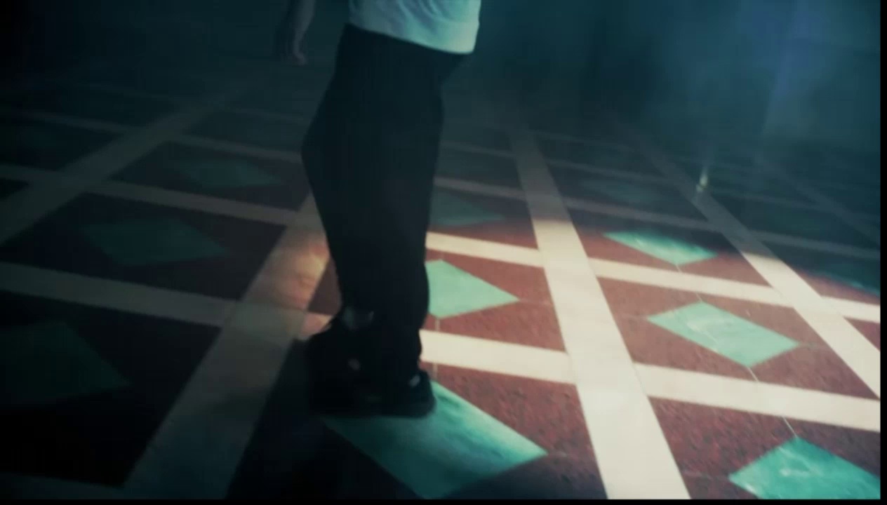 video-poster