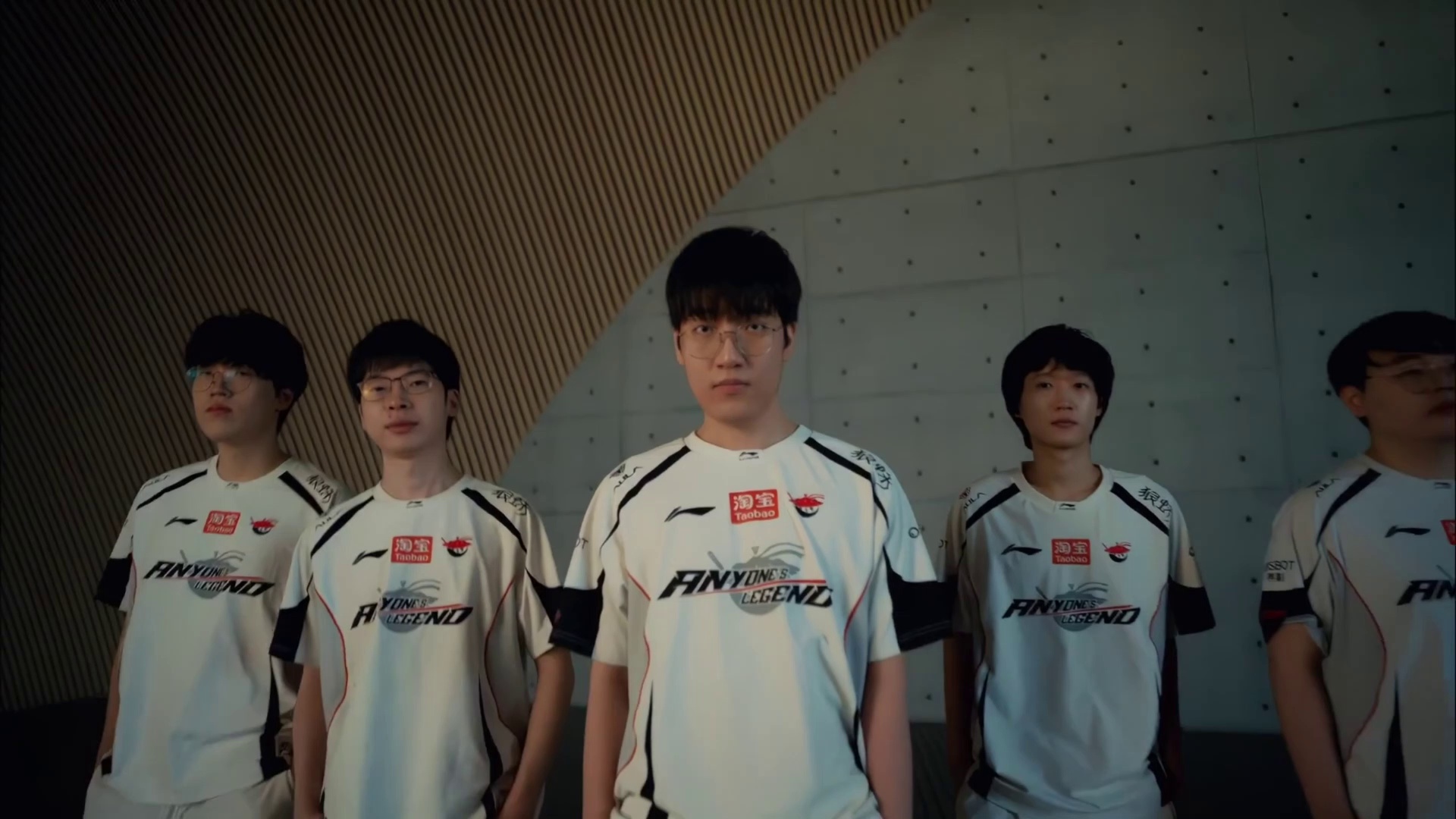 video-poster