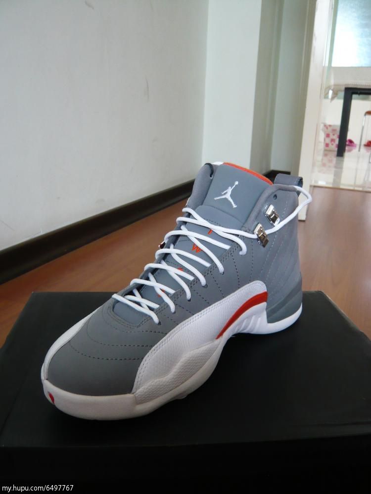 求各位大神鉴定aj12灰橙,不胜感激 13回复