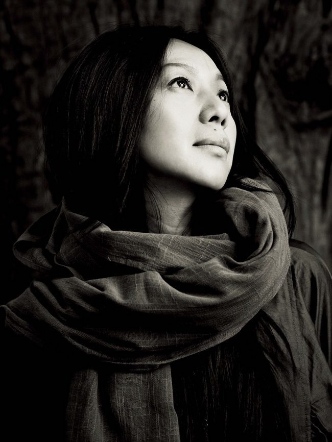 23971580_373863,382566,380221,375139,2100304,383794,379841,93357