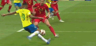 德布劳内世界波奥古斯托破门难救主,比利时2-1巴西晋级半决赛