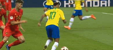 德布劳内世界波奥古斯托破门难救主,比利时2-1巴西晋级半决赛