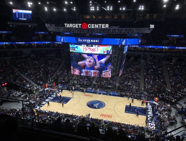 球馆:森林狼主场—— 标靶中心